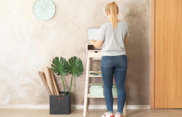 Stand Up for Better Health: 10 Awesome Benefits of Standing Desks