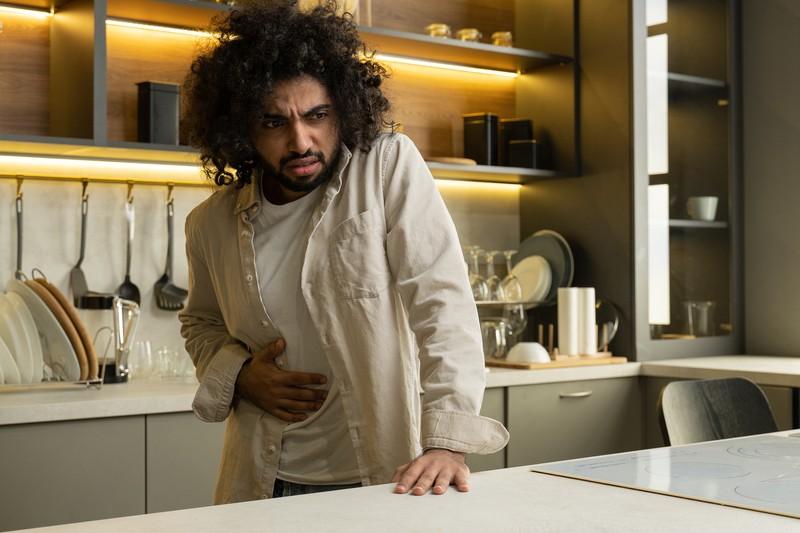 Leaky Gut Syndrome Symptoms (and How To Treat it ASAP)