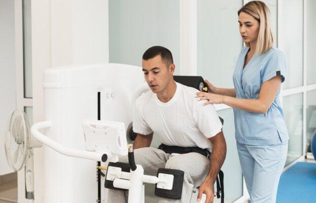 7 Reasons To Use Spinal Decompression For Back Pain