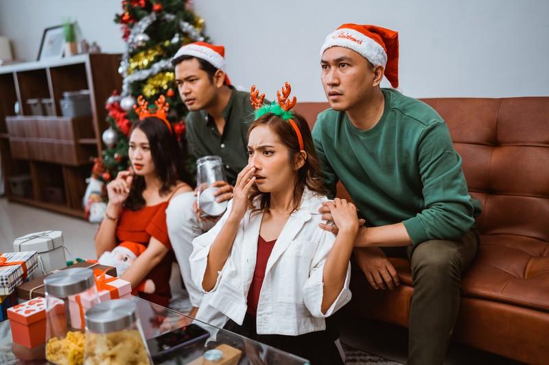 Why The Holidays Are So Unhealthy (And 4 Health Tips to Change It)
